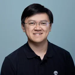 guowen shao profile on a light bluish gray background
